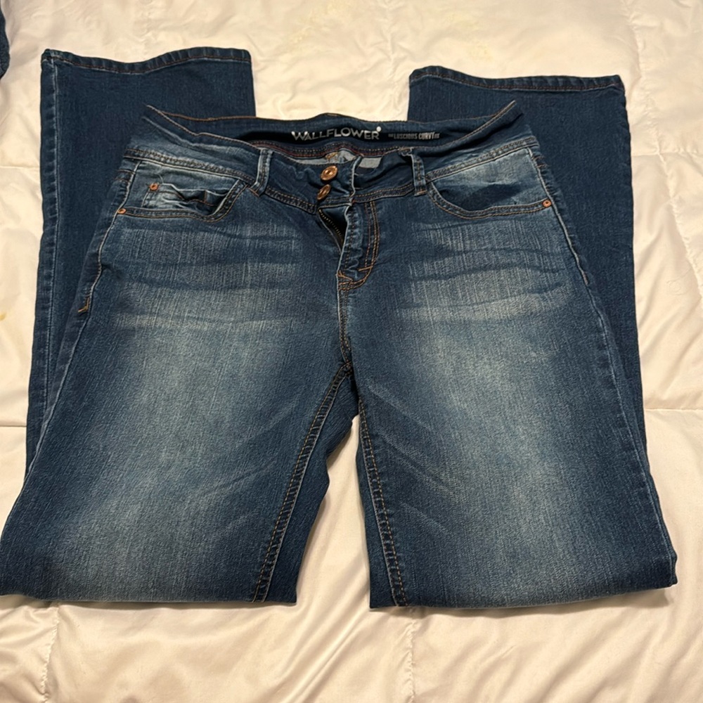 Wallflower the Luscious Curvy Fit